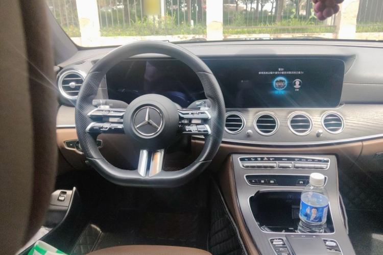 Used Mercedes-Benz E-Class 2021 Restyled E 300 L Sporty and Stylish Edition Steering Wheel