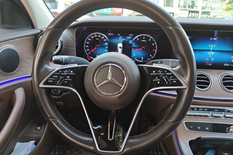 Used Mercedes-Benz E-Class 2021 Facelift E 300 L Stylish Edition Steering Wheel