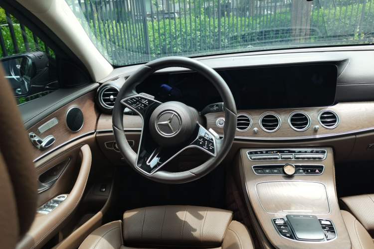 Used Mercedes-Benz E-Class 2021 Facelift E 260 L Steering Wheel