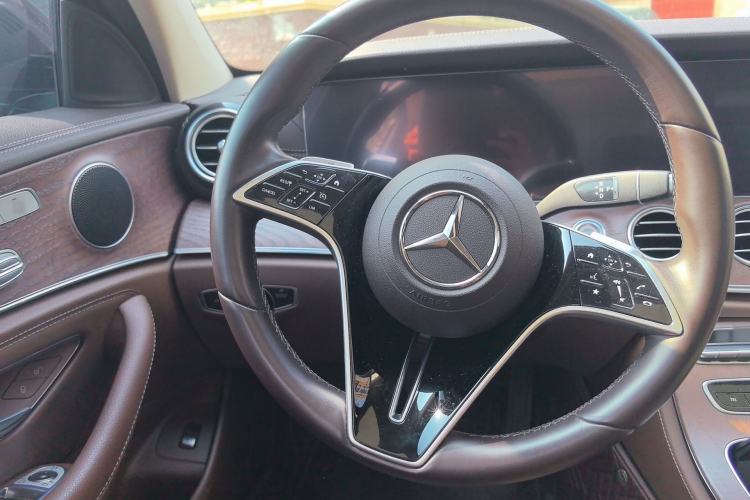 Used Mercedes-Benz E-Class 2021 E 300 L Stylish Model Steering Wheel