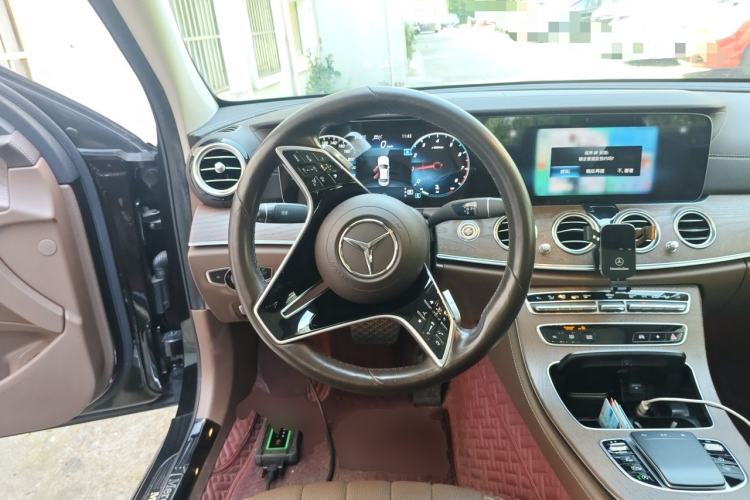 Used Mercedes-Benz E-Class 2021 Facelifted E 300 L Prestige Edition Steering Wheel