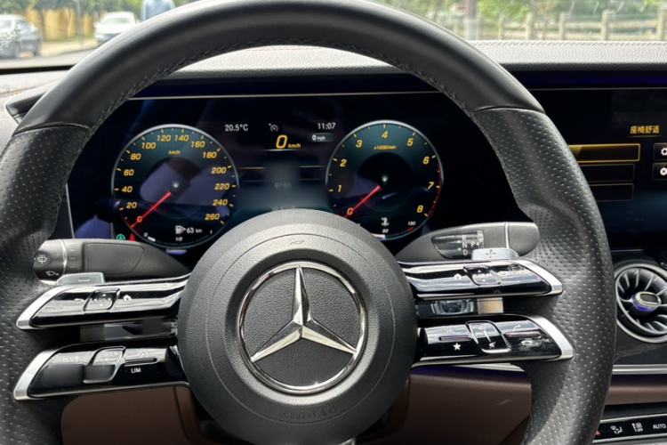 Used Mercedes-Benz E-Class 2021 E 300 L Sport Luxury Edition Steering Wheel