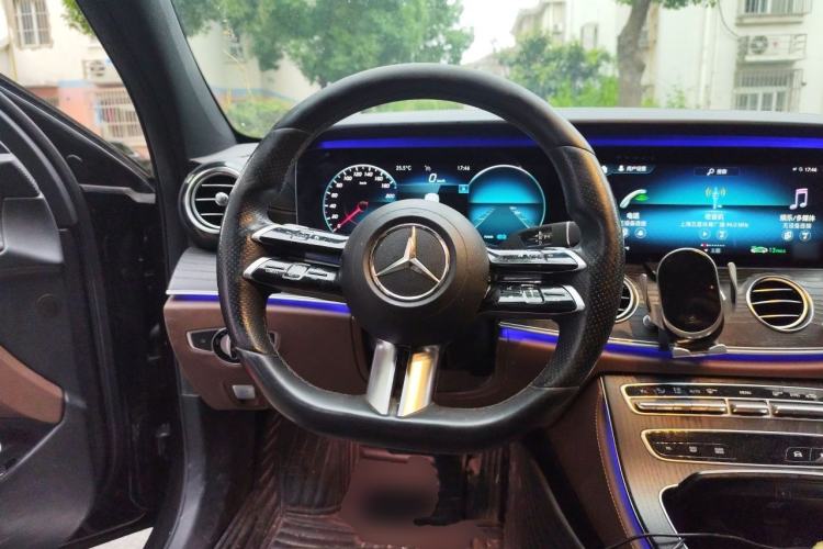 Used Mercedes-Benz E-Class 2021 E 260 L Sport Edition Steering Wheel