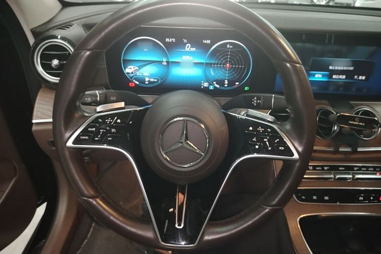 Used Mercedes-Benz E-Class 2021 Facelift E 300 L Stylish Edition Steering Wheel