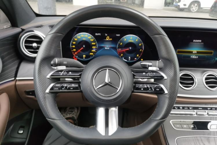 Used Mercedes-Benz E-Class 2021 E 300 L Sport Luxury Edition Steering Wheel