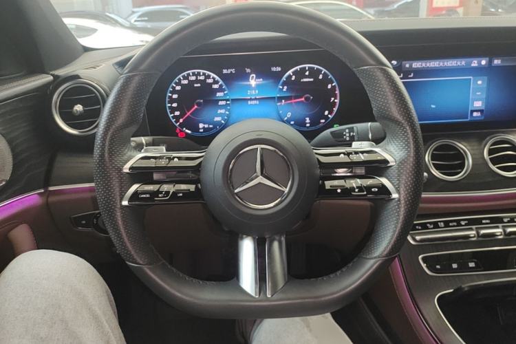 Used Mercedes-Benz E-Class 2021 Restyled E 300 L Sport Luxury Edition Steering Wheel