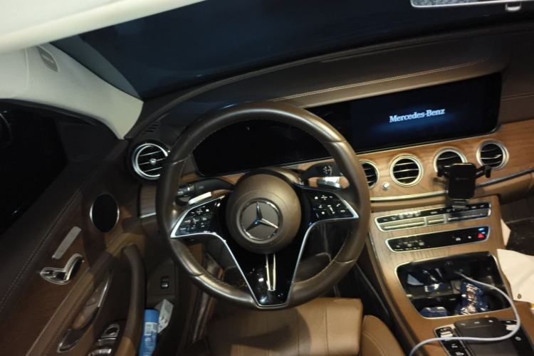 Used Mercedes-Benz E-Class 2021 Facelift E 260 L 4MATIC Steering Wheel