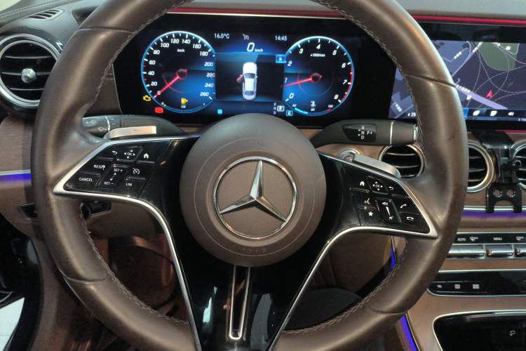 Used Mercedes-Benz E-Class 2021 E 300 L Stylish Model Steering Wheel