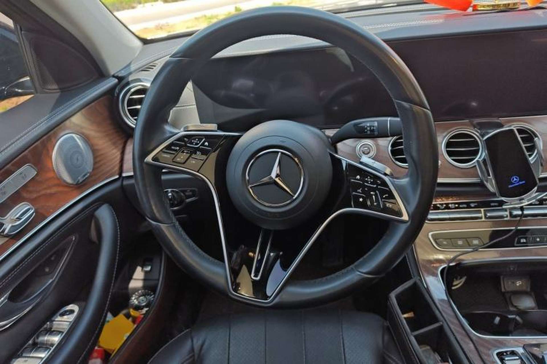 Used Mercedes-Benz E-Class 2021 E 300 L Luxury Model Steering Wheel