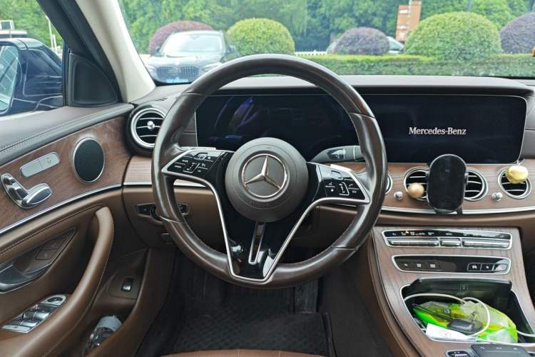Used Mercedes-Benz E-Class 2021 Facelift E 260 L Sport Edition Steering Wheel