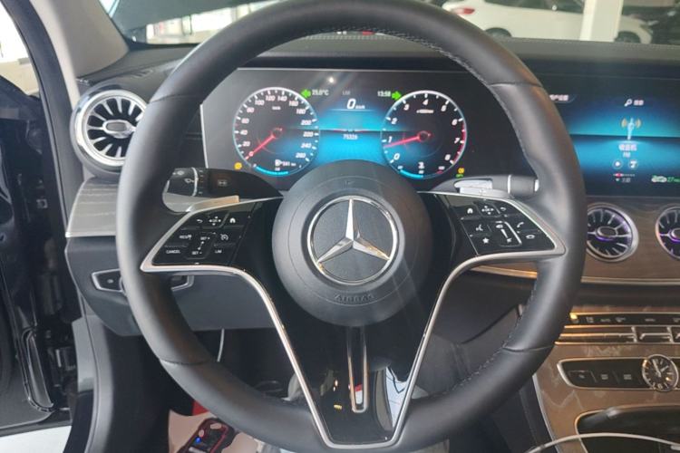 Used Mercedes-Benz E-Class 2021 E 300 L Stylish Model Steering Wheel