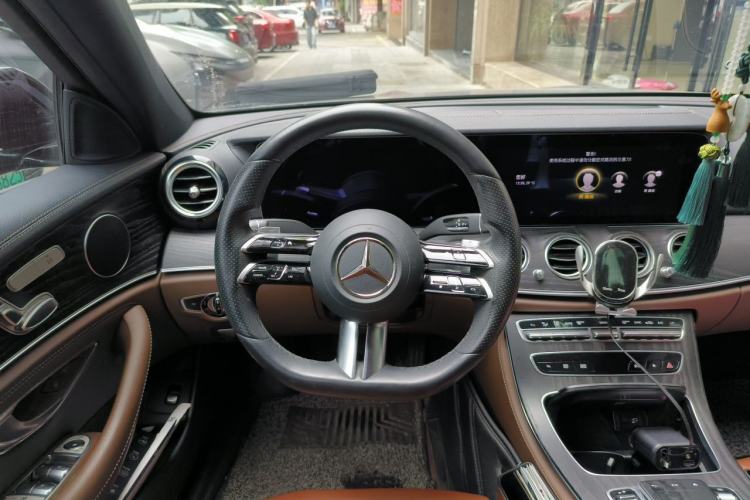 Used Mercedes-Benz E-Class 2021 Facelift E 260 L Sport Edition Steering Wheel