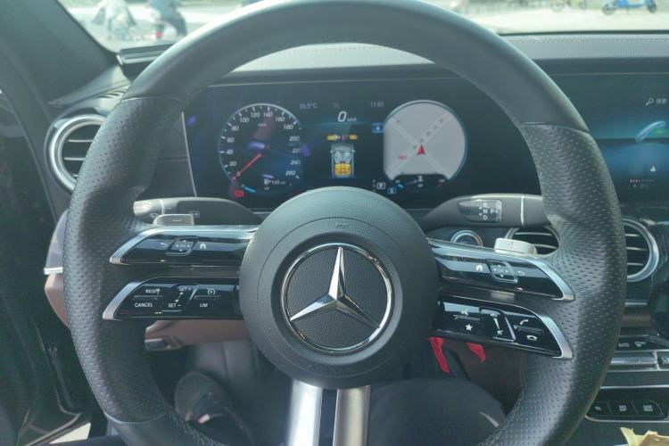 Used Mercedes-Benz E-Class 2021 Restyled E 300 L Sporty and Stylish Edition Steering Wheel