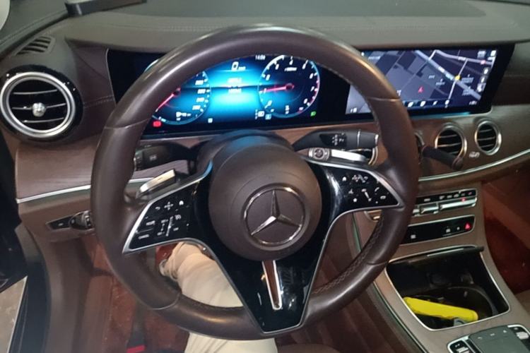 Used Mercedes-Benz E-Class 2021 E 300 L Stylish Model Steering Wheel