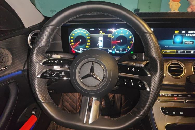 Used Mercedes-Benz E-Class 2021 Restyled E 300 L Luxury Edition Steering Wheel