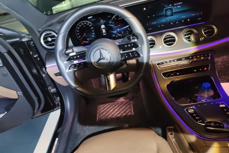 Used Mercedes-Benz E-Class 2021 Restyled E 300 L Sport Luxury Edition Steering Wheel