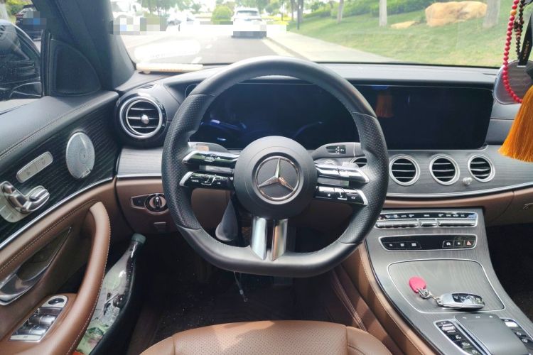 Used Mercedes-Benz E-Class 2021 Restyled E 300 L Luxury Edition Steering Wheel