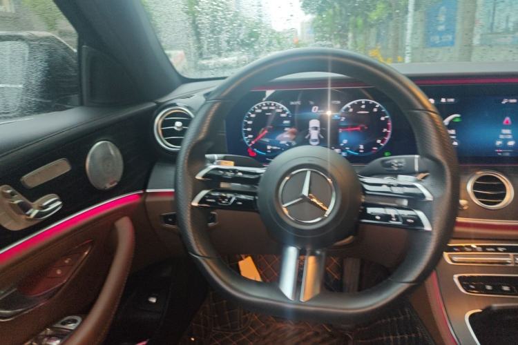 Used Mercedes-Benz E-Class 2021 E 300 L Sport Luxury Edition Steering Wheel