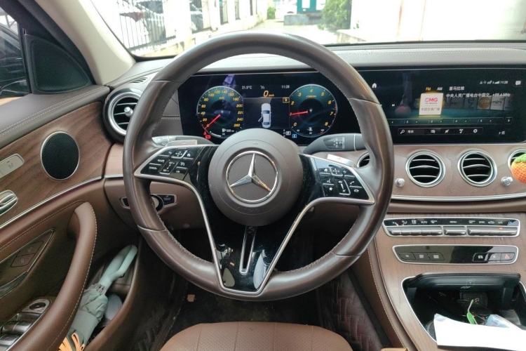 Used Mercedes-Benz E-Class 2021 Facelift E 300 L Stylish Edition Steering Wheel