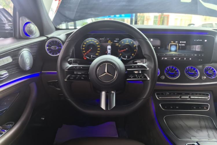 Used Mercedes-Benz E-Class 2021 E 300 L Sport Luxury Edition Steering Wheel