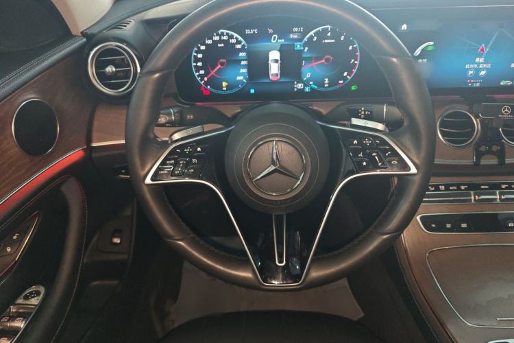 Used Mercedes-Benz E-Class 2021 E 300 L Stylish Model Steering Wheel