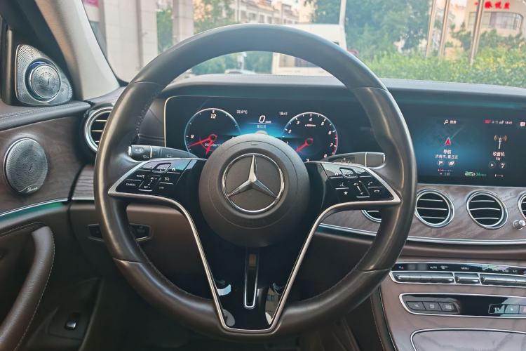 Used Mercedes-Benz E-Class 2021 E 300 L Stylish Model Steering Wheel
