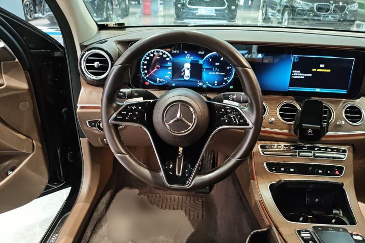 Used Mercedes-Benz E-Class 2021 E 300 L Stylish Model Steering Wheel