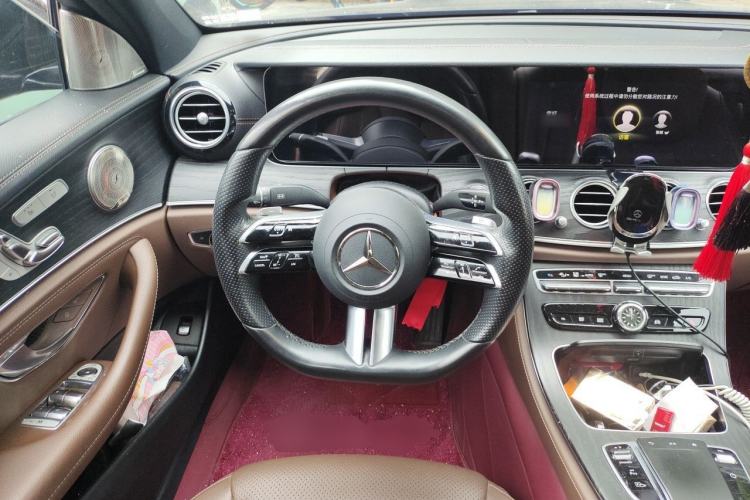 Used Mercedes-Benz E-Class 2021 Restyled E 300 L Sporty and Stylish Edition Steering Wheel