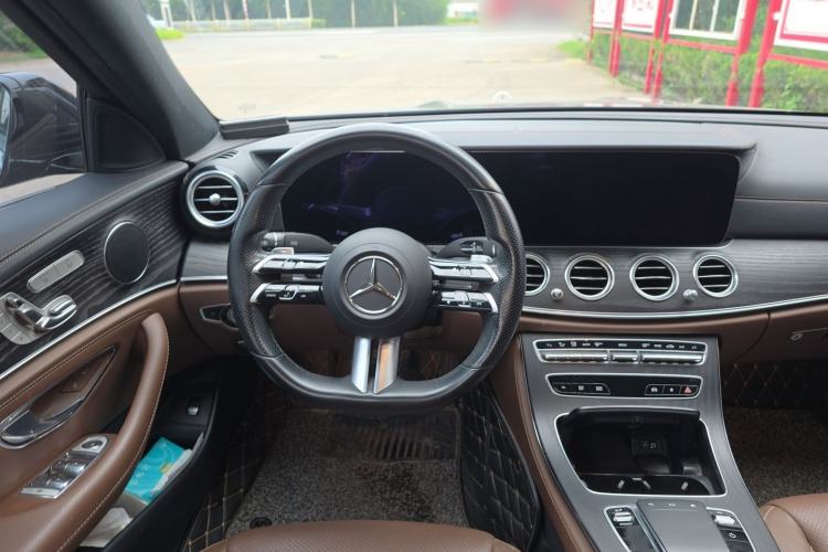 Used Mercedes-Benz E-Class 2021 E 300 L Sporty and Stylish Model Steering Wheel