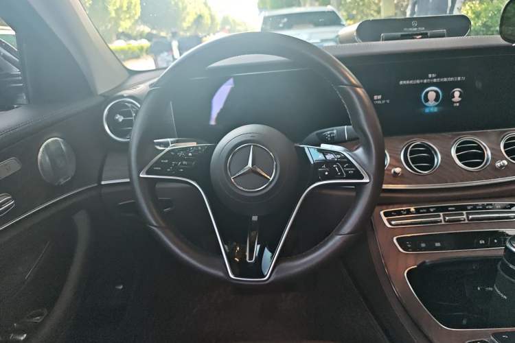 Used Mercedes-Benz E-Class 2021 E 300 L Luxury Model Steering Wheel