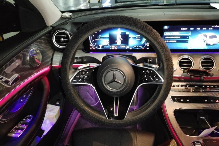 Used Mercedes-Benz E-Class 2021 E 260 L Steering Wheel