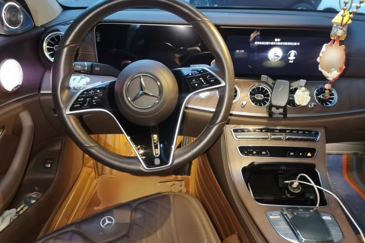 Used Mercedes-Benz E-Class 2021 Restyled E 300 L Luxury Edition Steering Wheel