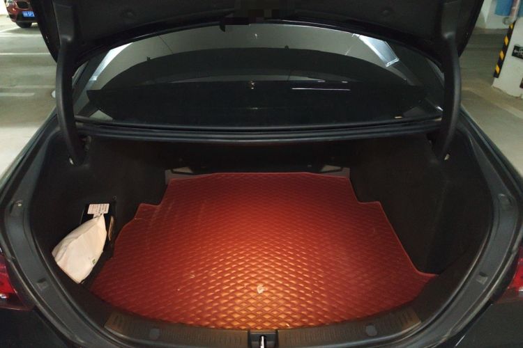 Used Mercedes-Benz E-Class 2021 Restyled E 300 Sport Edition Trunk