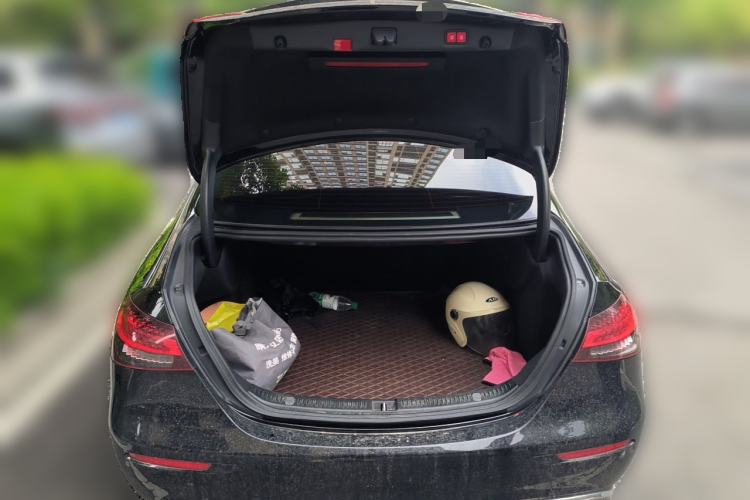 Used Mercedes-Benz E-Class 2021 Facelift E 300 L Stylish Edition Trunk