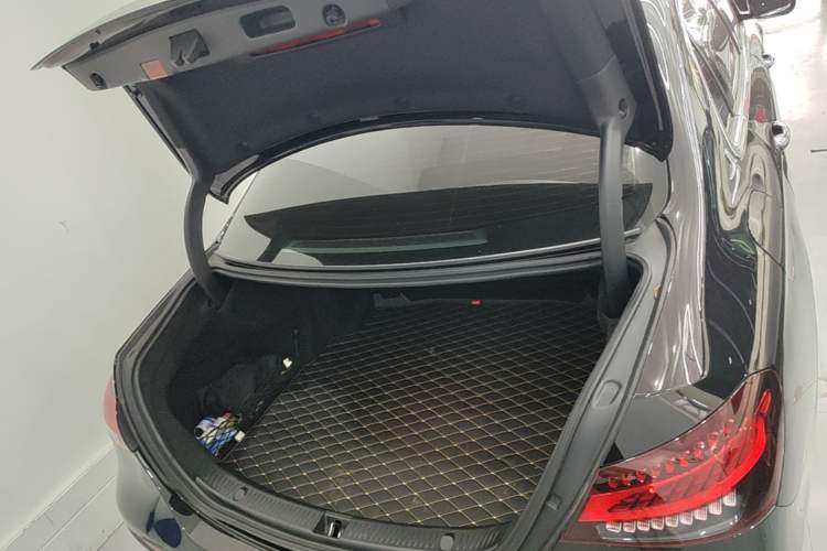 Used Mercedes-Benz E-Class 2021 E 260 L Sport Edition Trunk