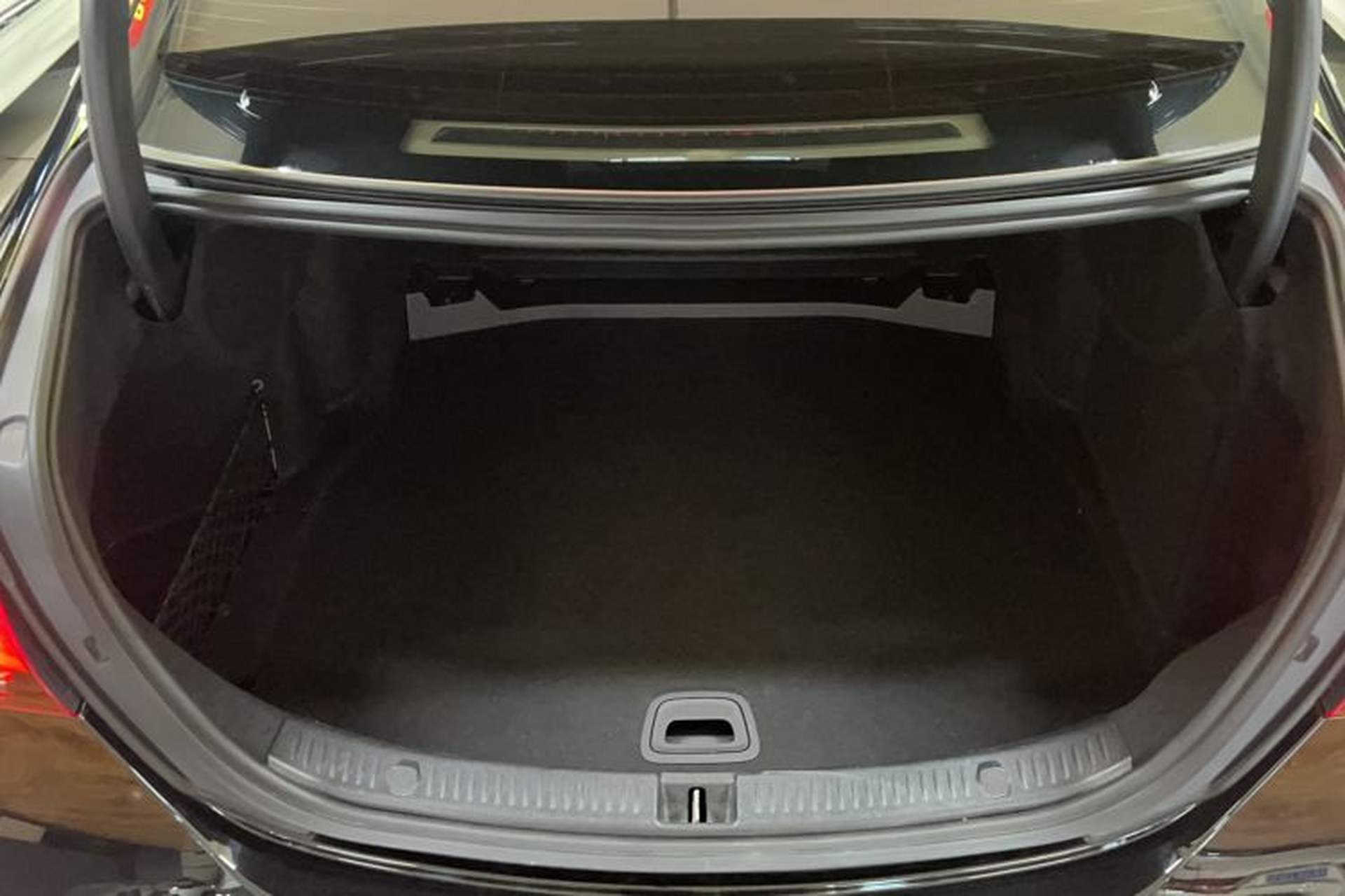 Used Mercedes-Benz E-Class 2021 Facelift E 300 L Stylish Edition Trunk