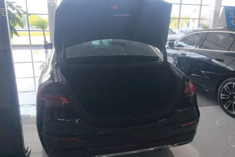 Used Mercedes-Benz E-Class 2021 E 300 L Sporty and Stylish Model Trunk