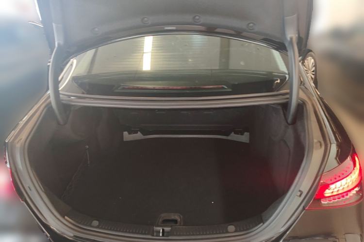 Used Mercedes-Benz E-Class 2021 Restyled E 300 L Luxury Edition Trunk