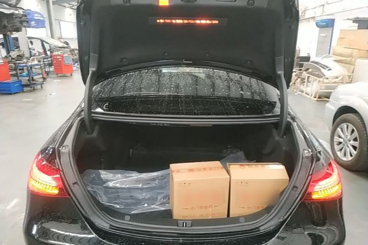 Used Mercedes-Benz E-Class 2021 Updated E 260 Fashion Sport Edition Trunk