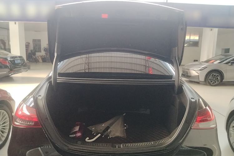Used Mercedes-Benz E-Class 2021 Updated E 260 Fashion Sport Edition Trunk