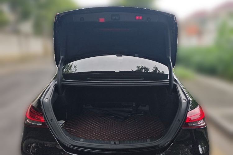 Used Mercedes-Benz E-Class 2021 Facelift E 300 L Stylish Edition Trunk