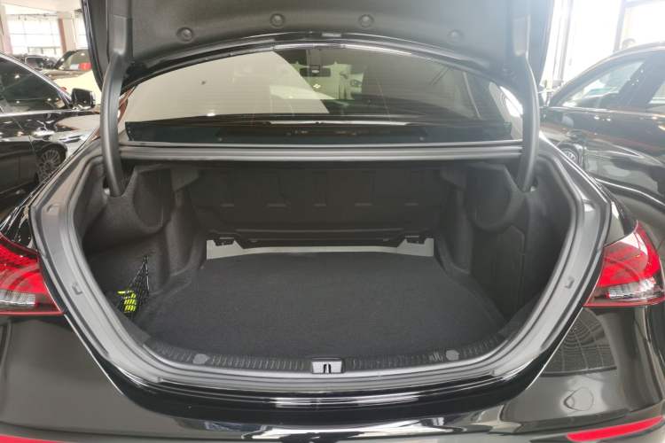 Used Mercedes-Benz E-Class 2021 Facelift E 300 L Stylish Edition Trunk