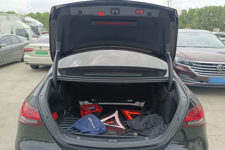 Used Mercedes-Benz E-Class 2021 Restyled E 300 L Sport Luxury Edition Trunk