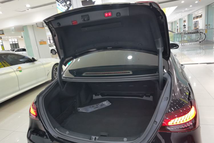 Used Mercedes-Benz E-Class 2021 Restyled E 300 L Luxury Edition Trunk