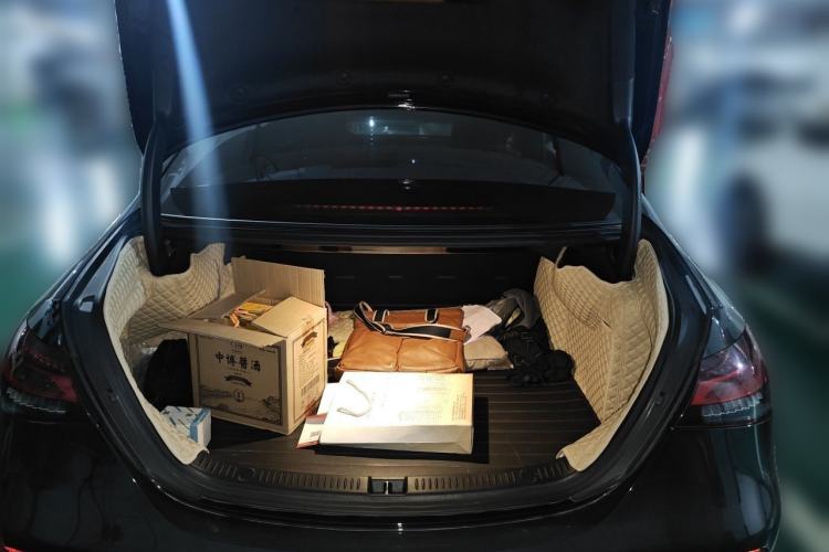 Used Mercedes-Benz E-Class 2021 Restyled E 300 L Sport Luxury Edition Trunk