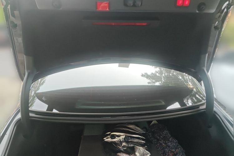 Used Mercedes-Benz E-Class 2021 Restyled E 300 L Sporty and Stylish Edition Trunk