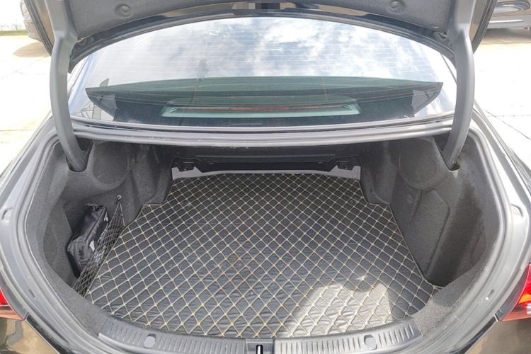 Used Mercedes-Benz E-Class 2021 E 300 L Sport Luxury Edition Trunk