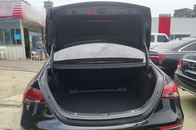 Used Mercedes-Benz E-Class 2021 Restyled E 300 L Sporty and Stylish Edition Trunk