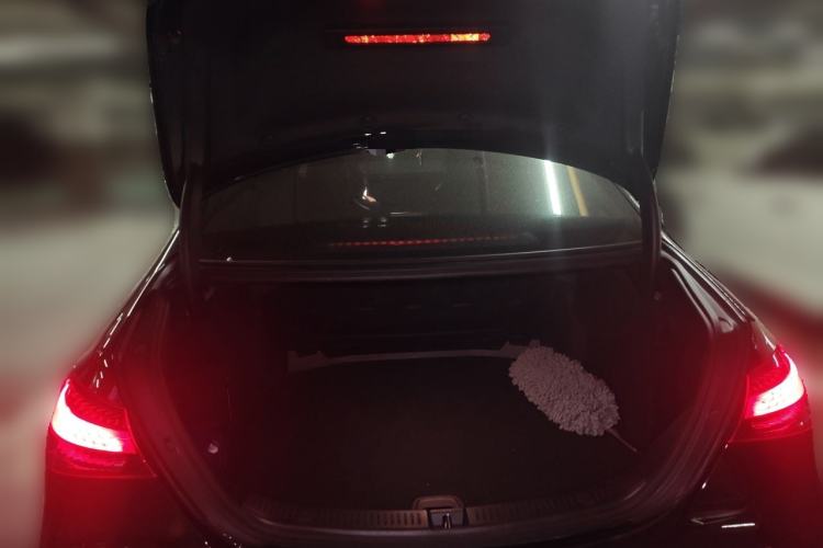 Used Mercedes-Benz E-Class 2021 Restyled E 300 L Luxury Edition Trunk