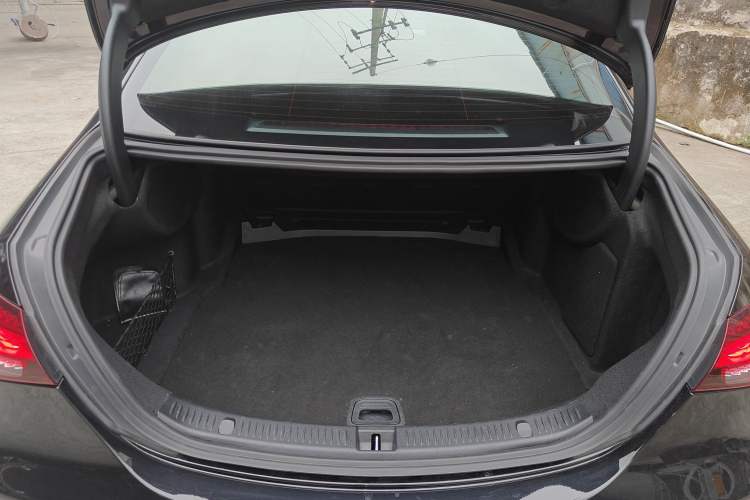 Used Mercedes-Benz E-Class 2021 E 300 L Sporty and Stylish Model Trunk